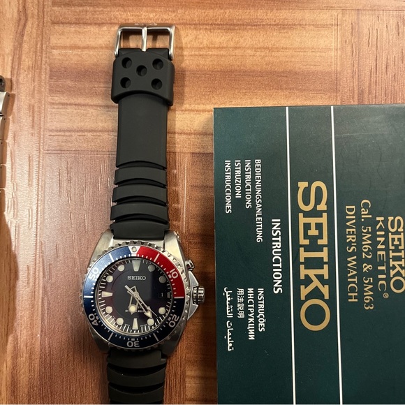 Seiko Kinetic Diver SKA369 Mint New Capacitor - Picture 3 of 8
